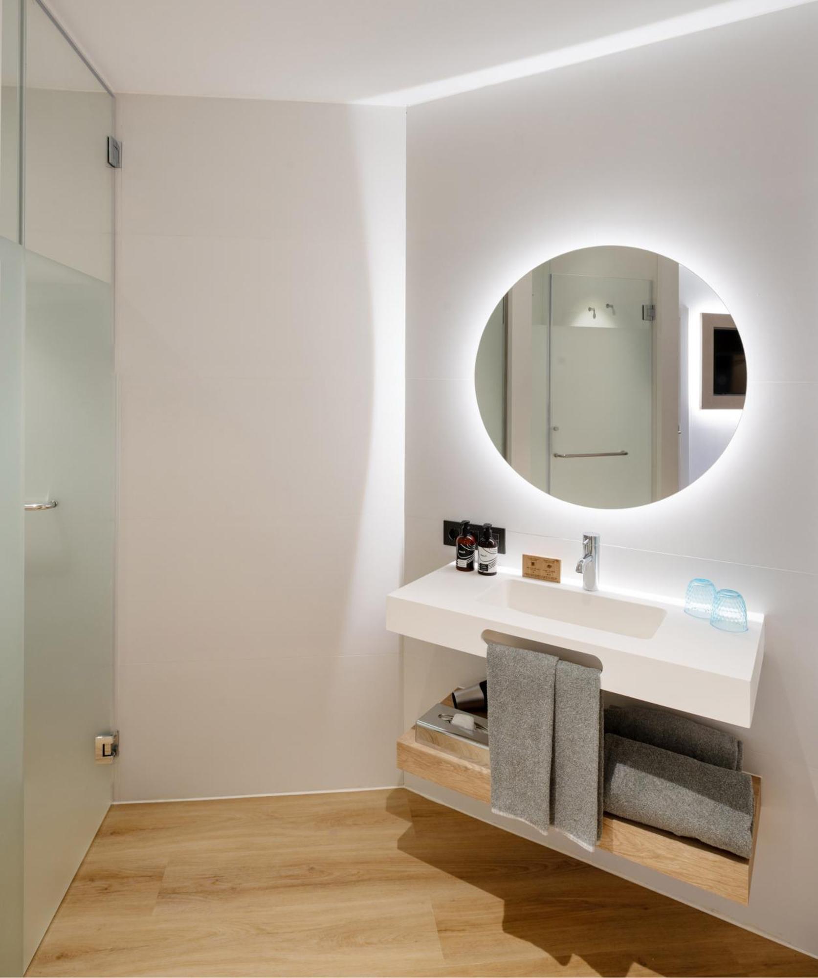Innside By Melia Tenerife Santa Cruz Bagian luar foto